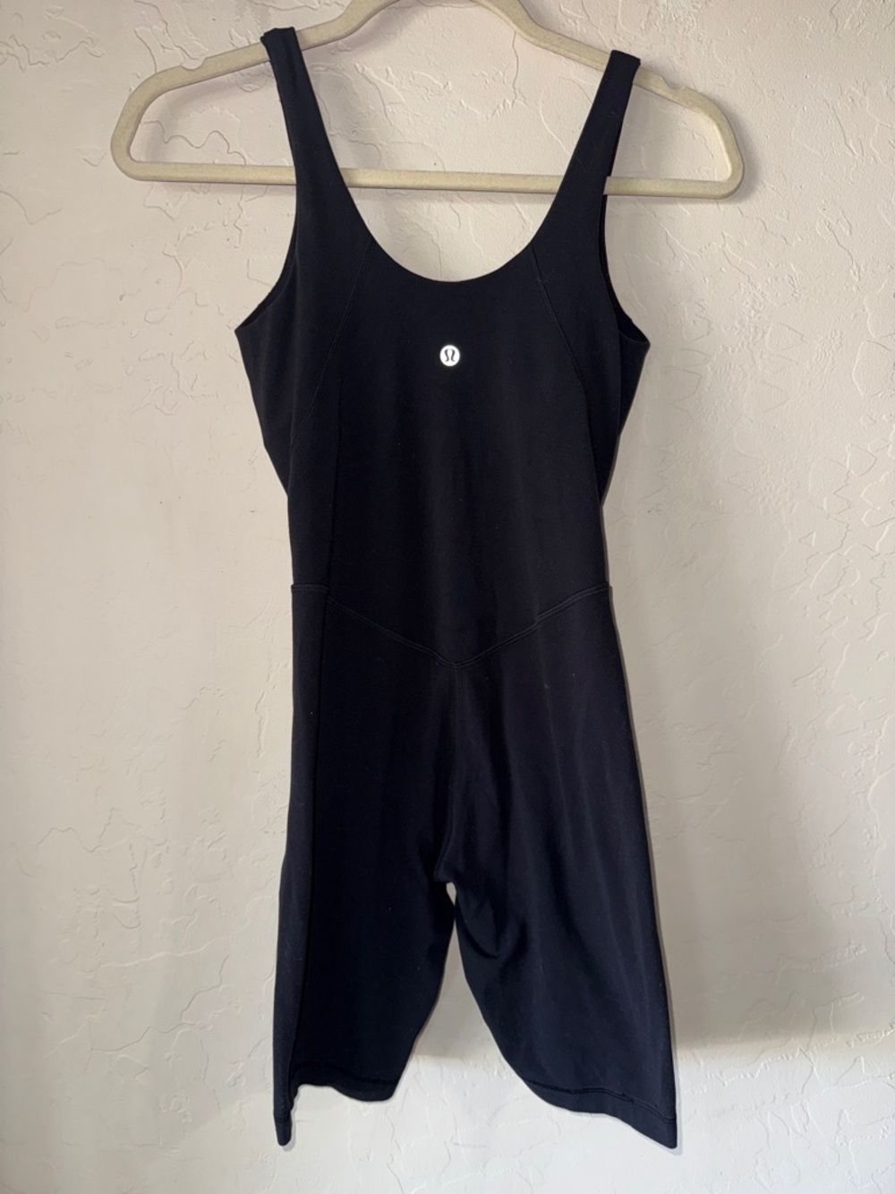 Lululemon black m align bodysuit shorts one piece size 2
